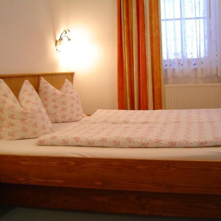 Pension Fuchs Brixen im Thale Exterior photo