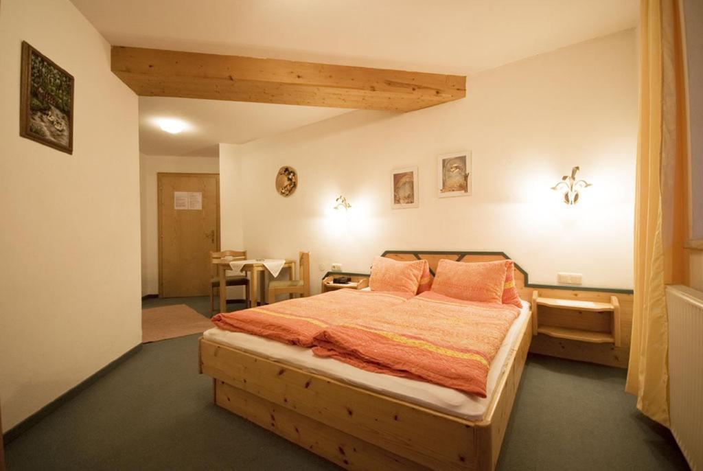 Pension Fuchs Brixen im Thale Room photo