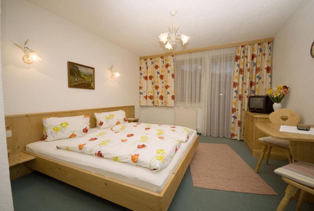 Pension Fuchs Brixen im Thale Room photo
